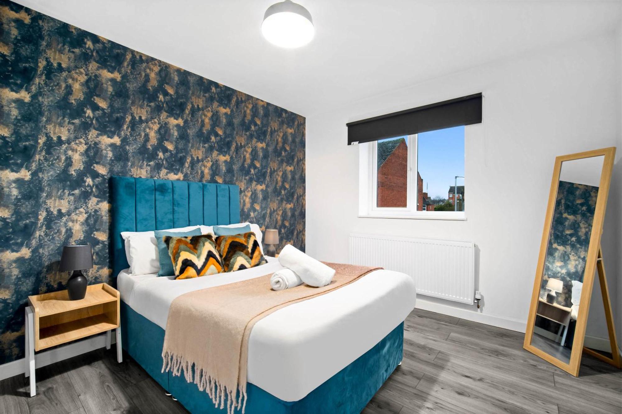 Luxury Apartment - Netflix - Top Rated - 4Mh - Parking - Top Rated Cradley Heath Exterior foto